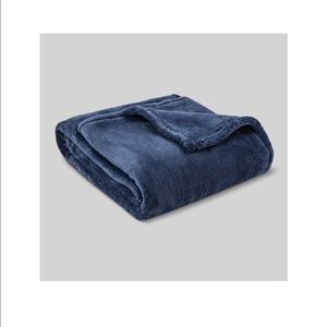 Blue Throwblanket